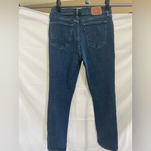 Women's Blue Jeans Levi’s classic straight size 29